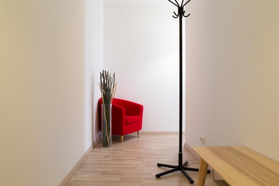 Great Tourist And Business Apartment Near Center Bratislava Eksteriør billede