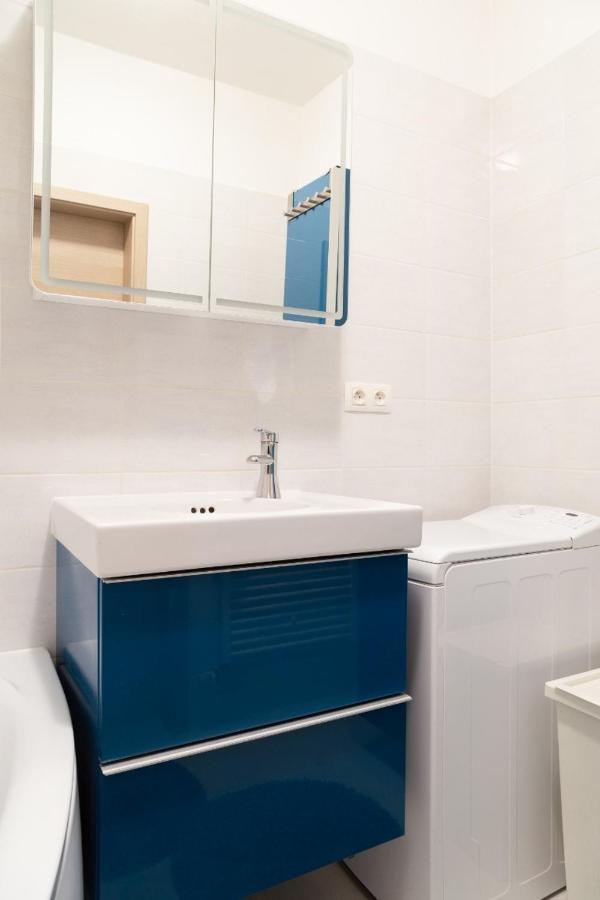Great Tourist And Business Apartment Near Center Bratislava Eksteriør billede