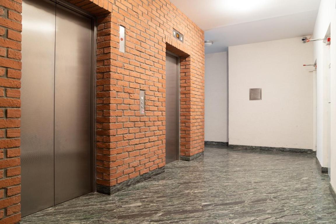 Great Tourist And Business Apartment Near Center Bratislava Eksteriør billede